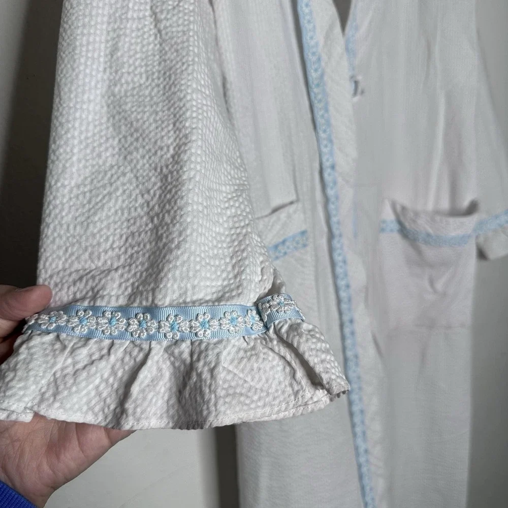 Vintage Eileen West Robe Womens S Blue White Striped Cotton Cottagecore Read